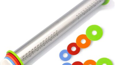 Adjustable stainless steel rolling pin with four thickness rings
