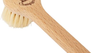 Redecker mushroom brush with a beechwood handle and soft natural bristles